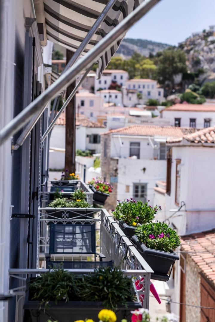 Nesea Boutique Apartments Hydra  Exteriör bild