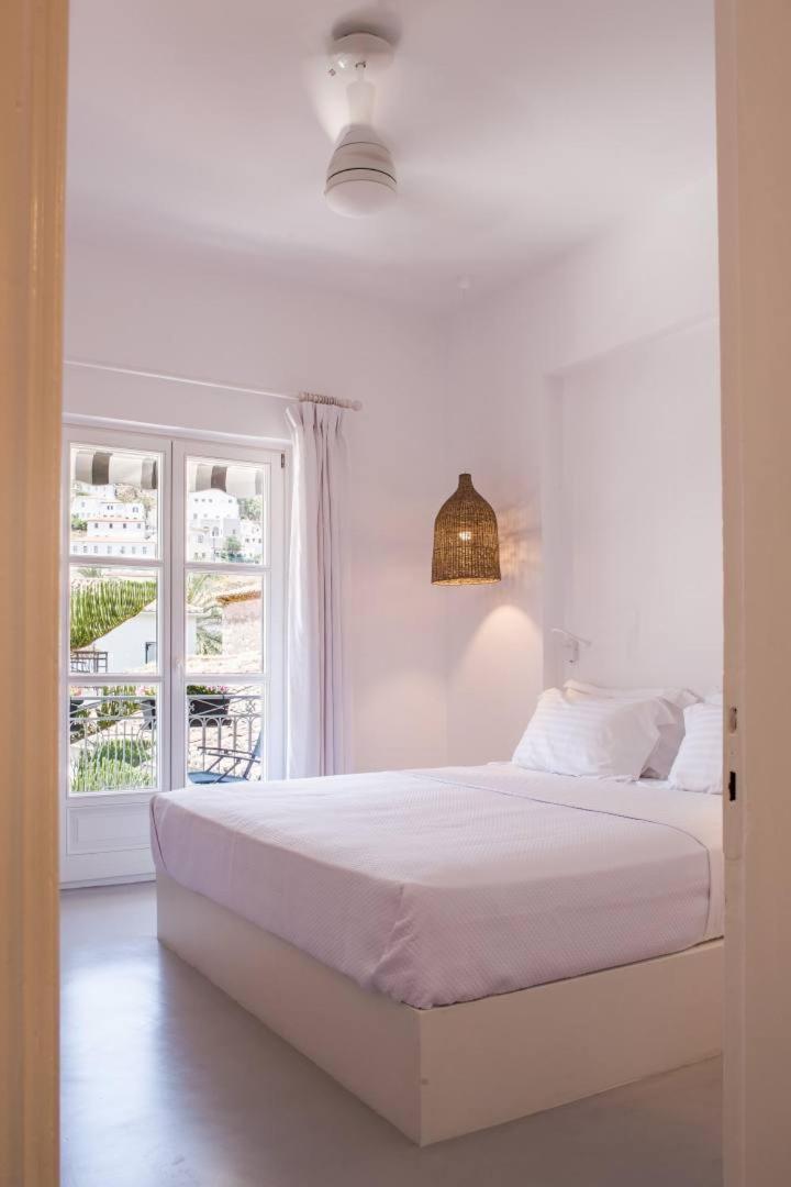 Nesea Boutique Apartments Hydra  Exteriör bild