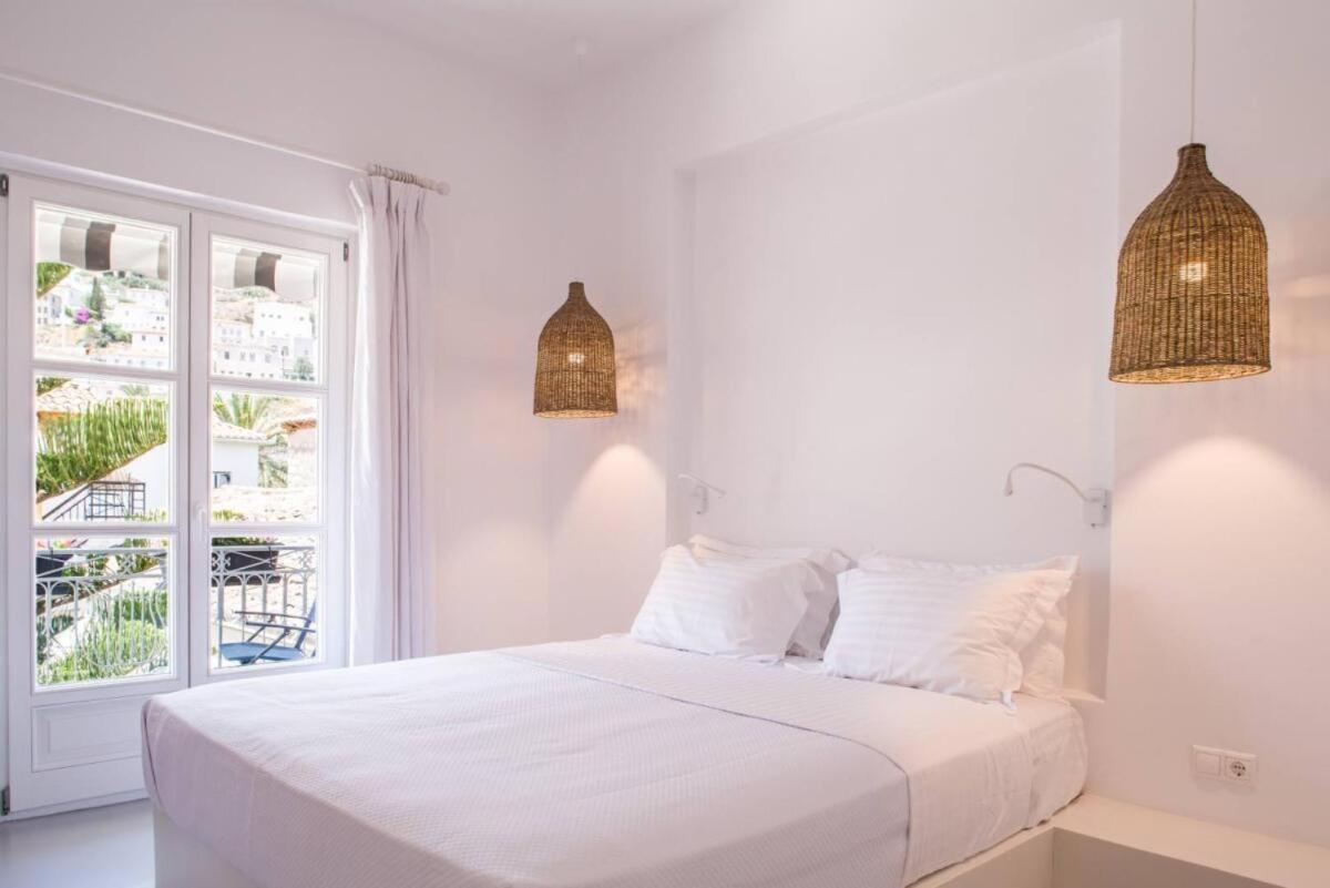 Nesea Boutique Apartments Hydra  Exteriör bild